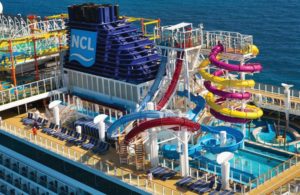 picture of a super fun water park aboard NCL ocean cruise boat